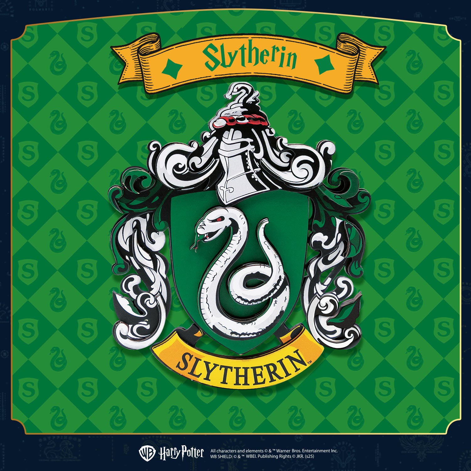 Puremind x Harry Potter Magic Mag fridge magnet - close-up 3D wood details slytherin